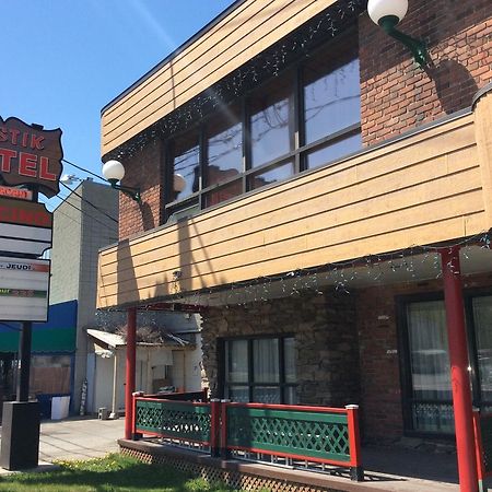 Motel Rustik Châteauguay Heights Esterno foto