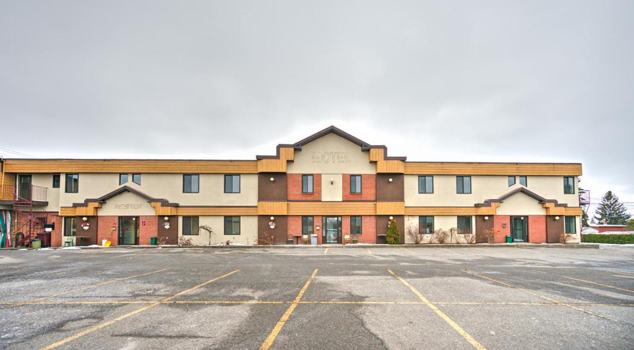 Motel Rustik Châteauguay Heights Esterno foto